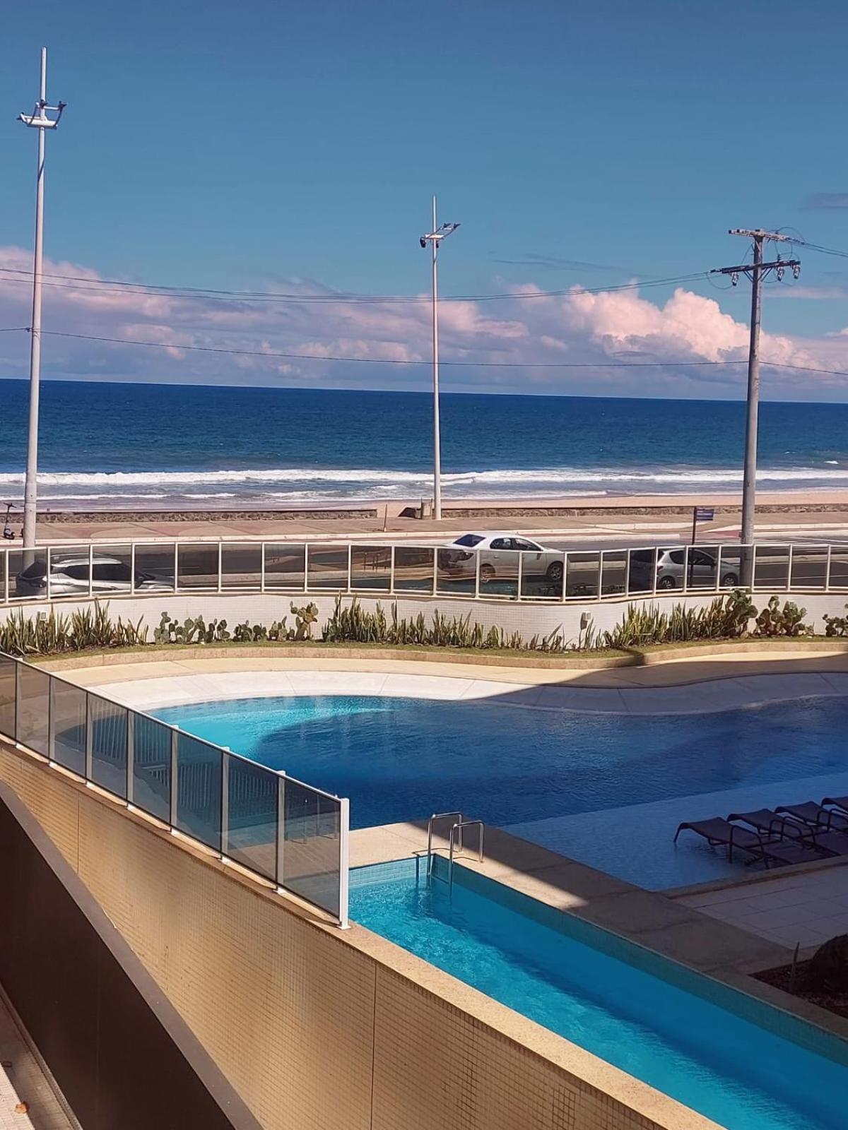 Apartamento Beira-mar Em Armacao -novo